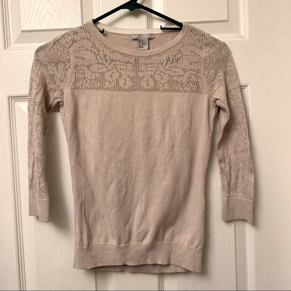 H&M neutral beige lace yoke crewneck sweater size XS